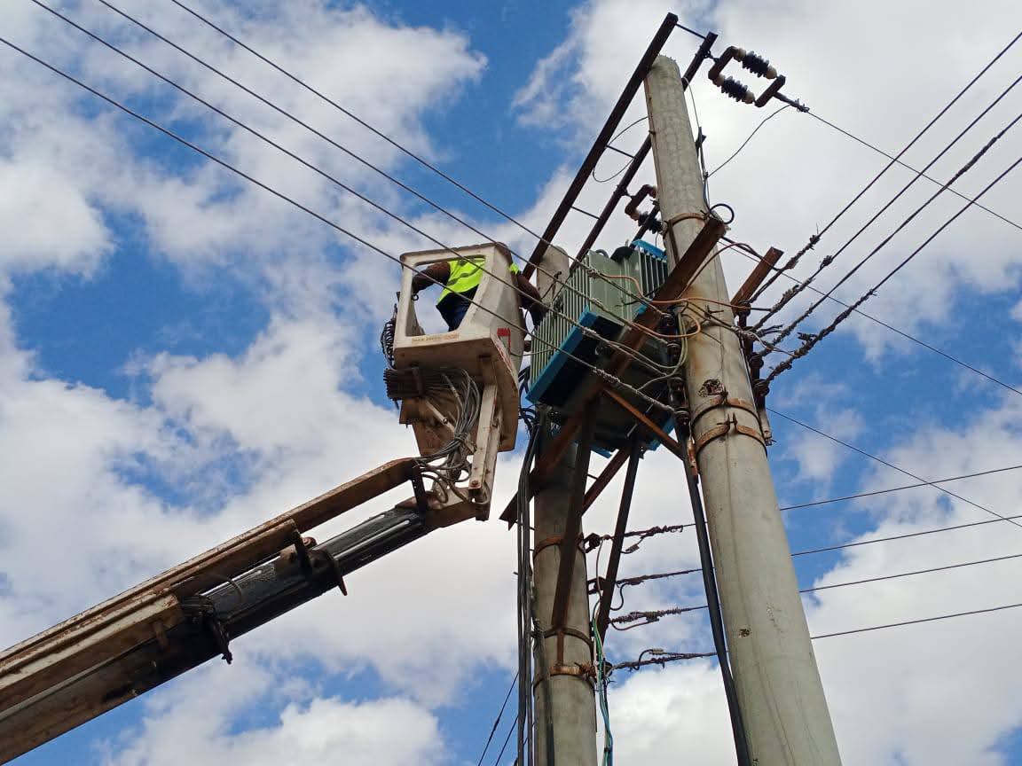 تركيب محولة كهربائية